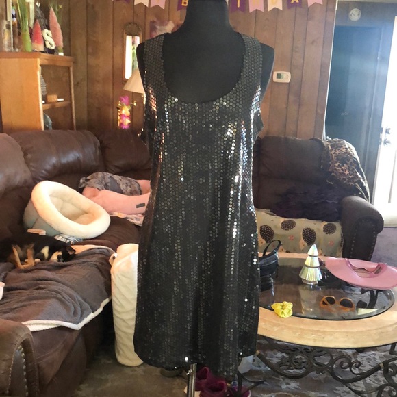 Black Sequin Designer Mini Sleeveless Dress 👗 - Picture 1 of 11
